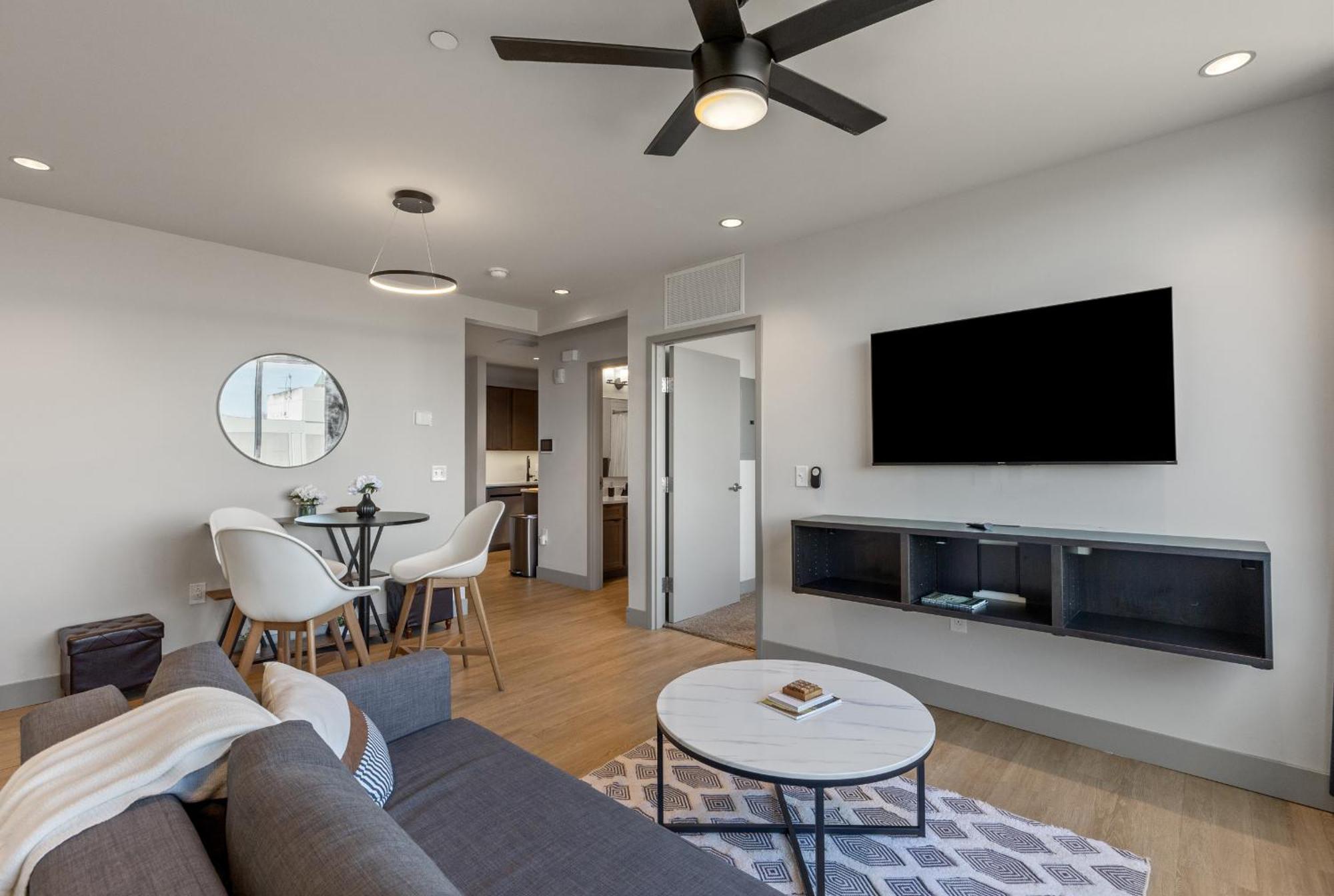 175 Lex - Walkable Downtown Lexington & Rupp Arena - Full Condos 외부 사진