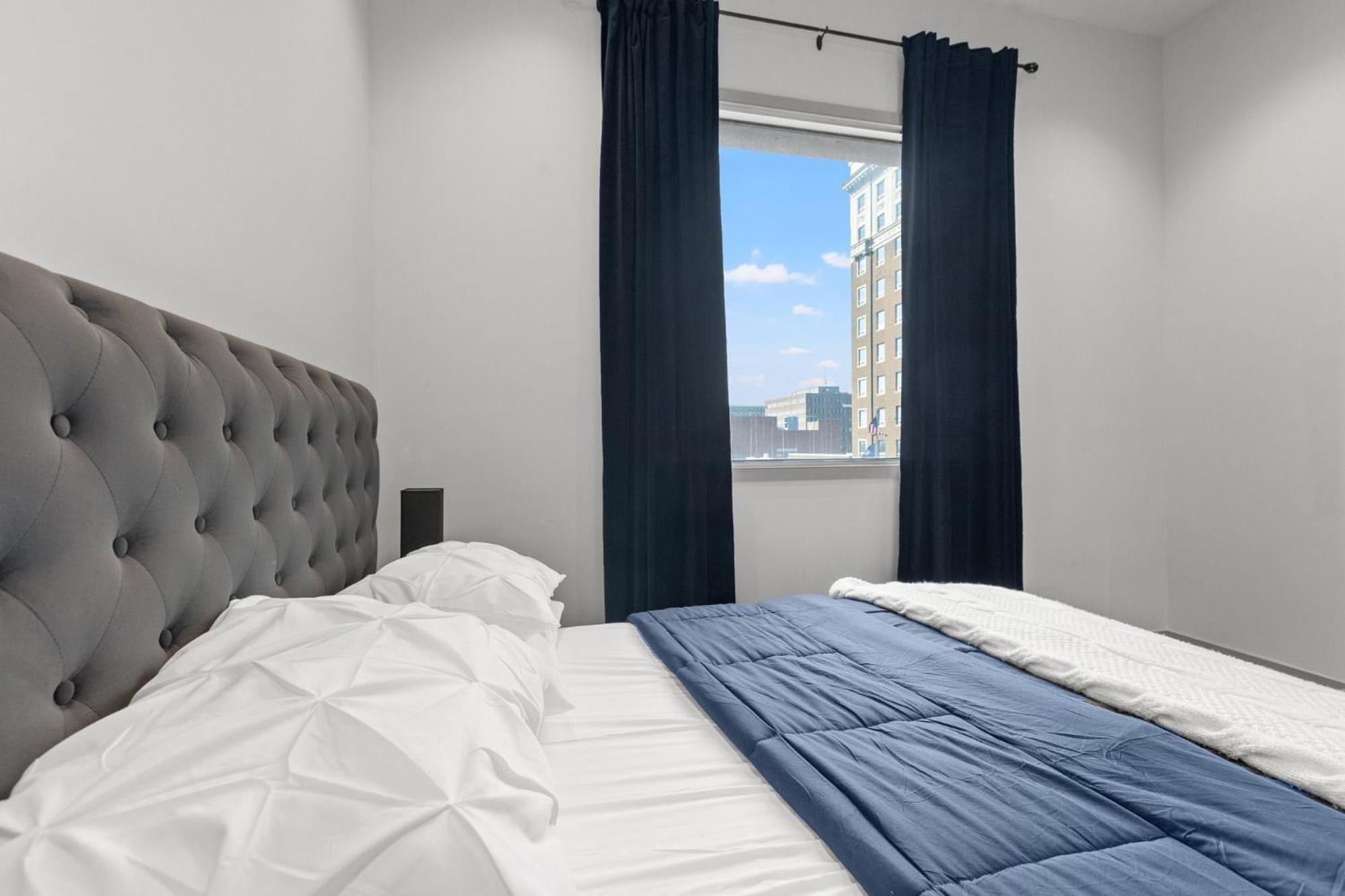 175 Lex - Walkable Downtown Lexington & Rupp Arena - Full Condos 객실 사진