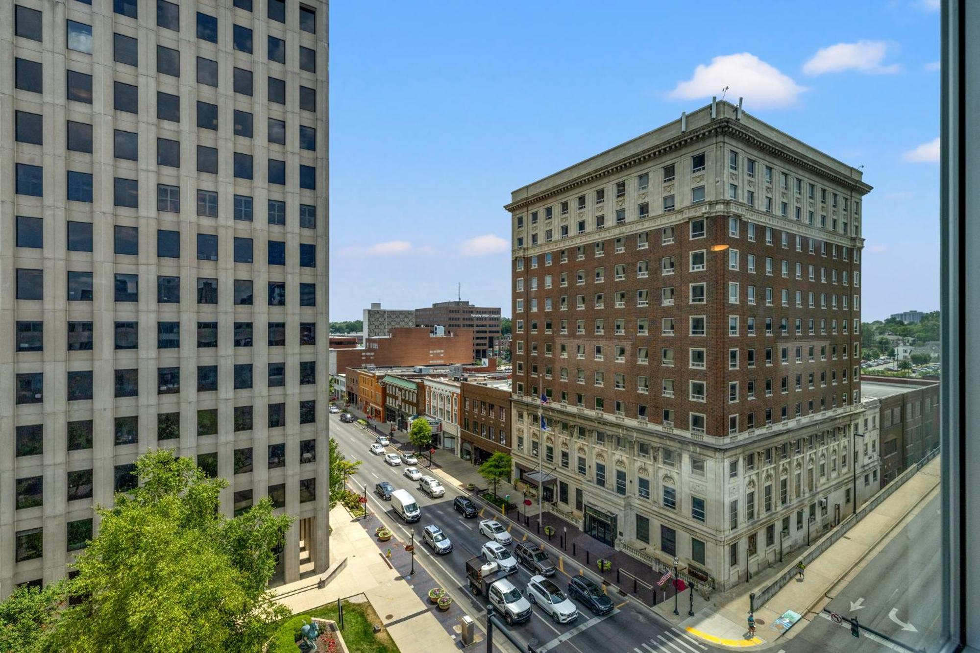 175 Lex - Walkable Downtown Lexington & Rupp Arena - Full Condos 외부 사진