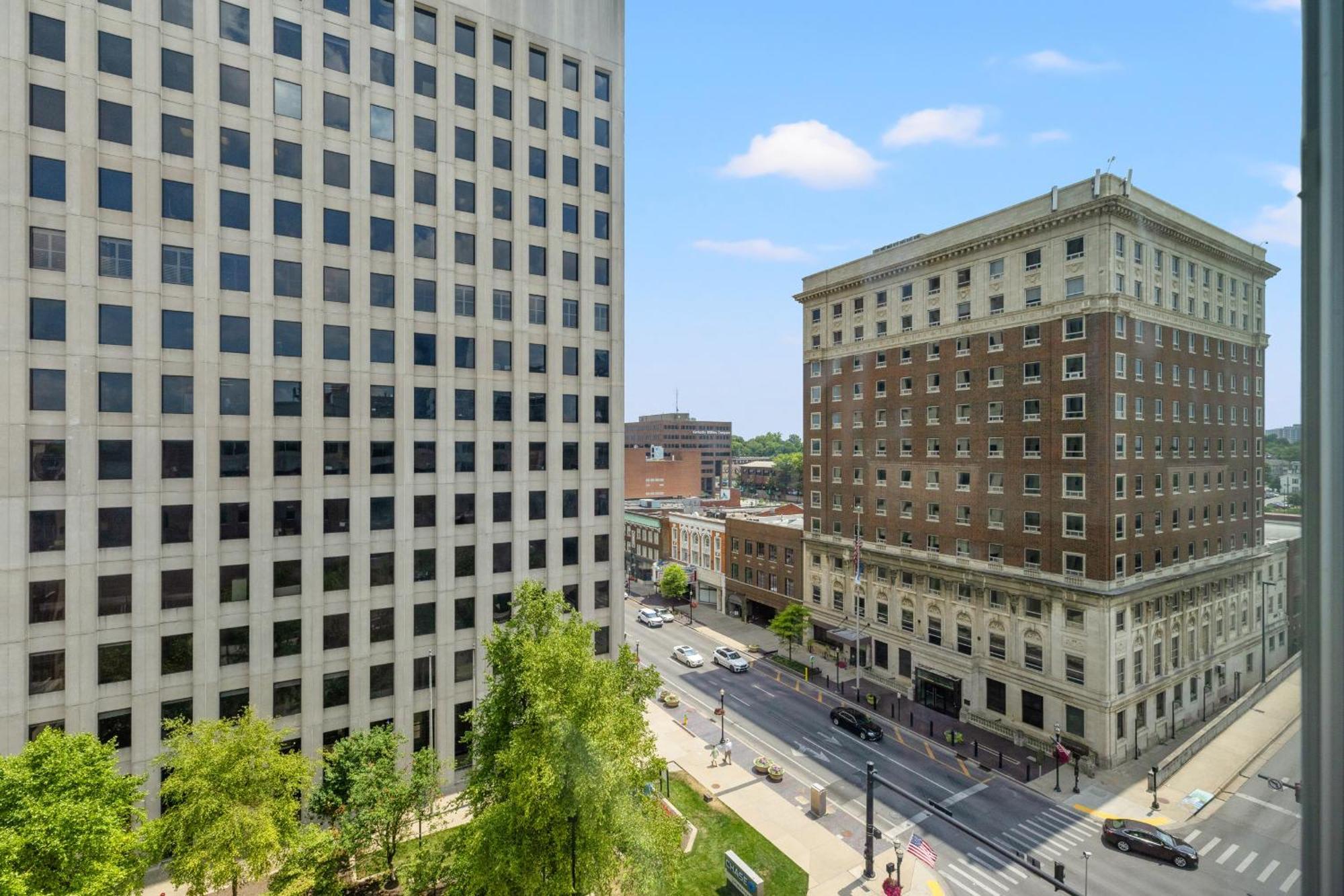 175 Lex - Walkable Downtown Lexington & Rupp Arena - Full Condos 외부 사진