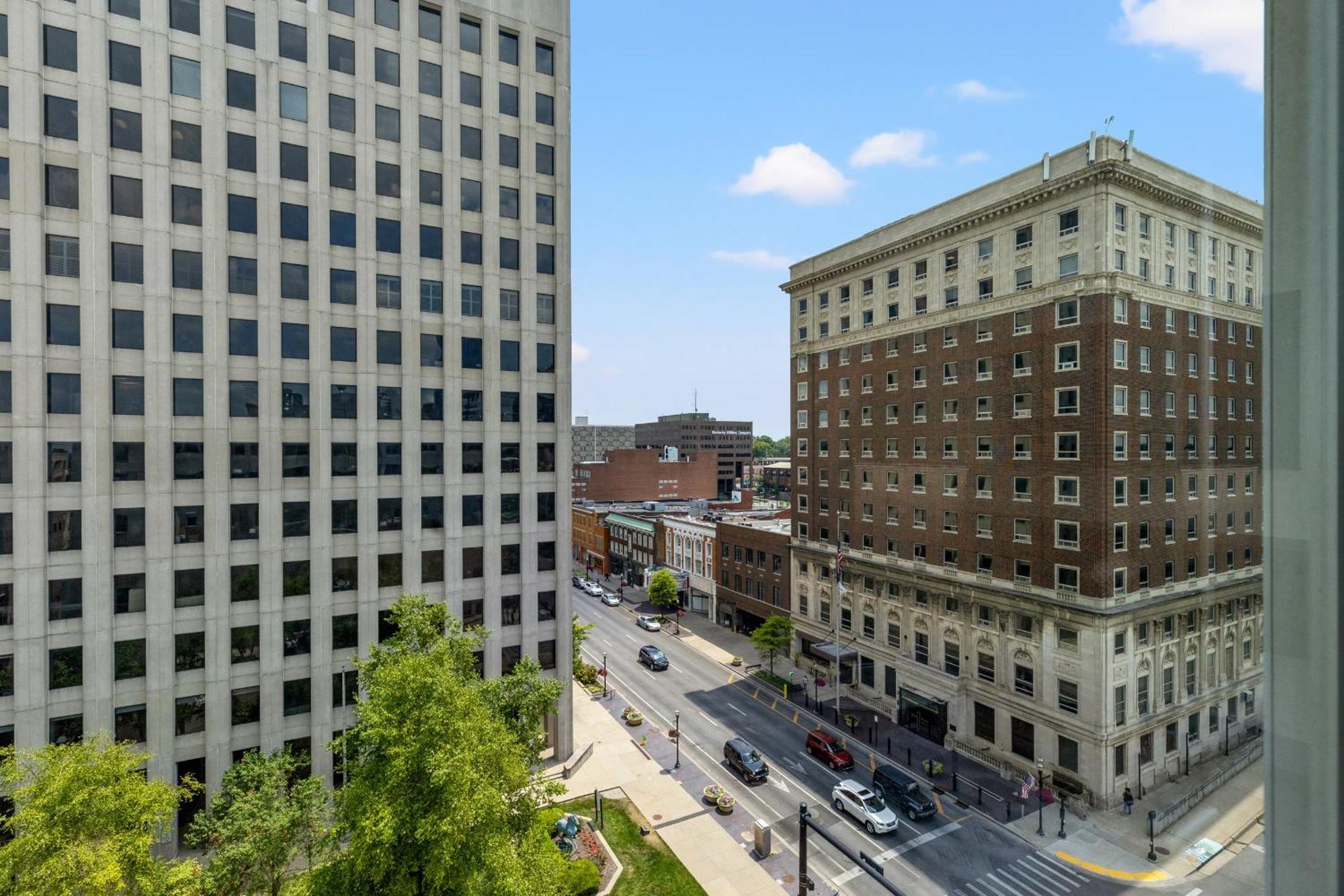 175 Lex - Walkable Downtown Lexington & Rupp Arena - Full Condos 외부 사진